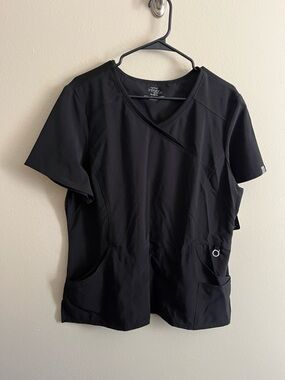 NWT Cherokee Infinity Black Scrub Top